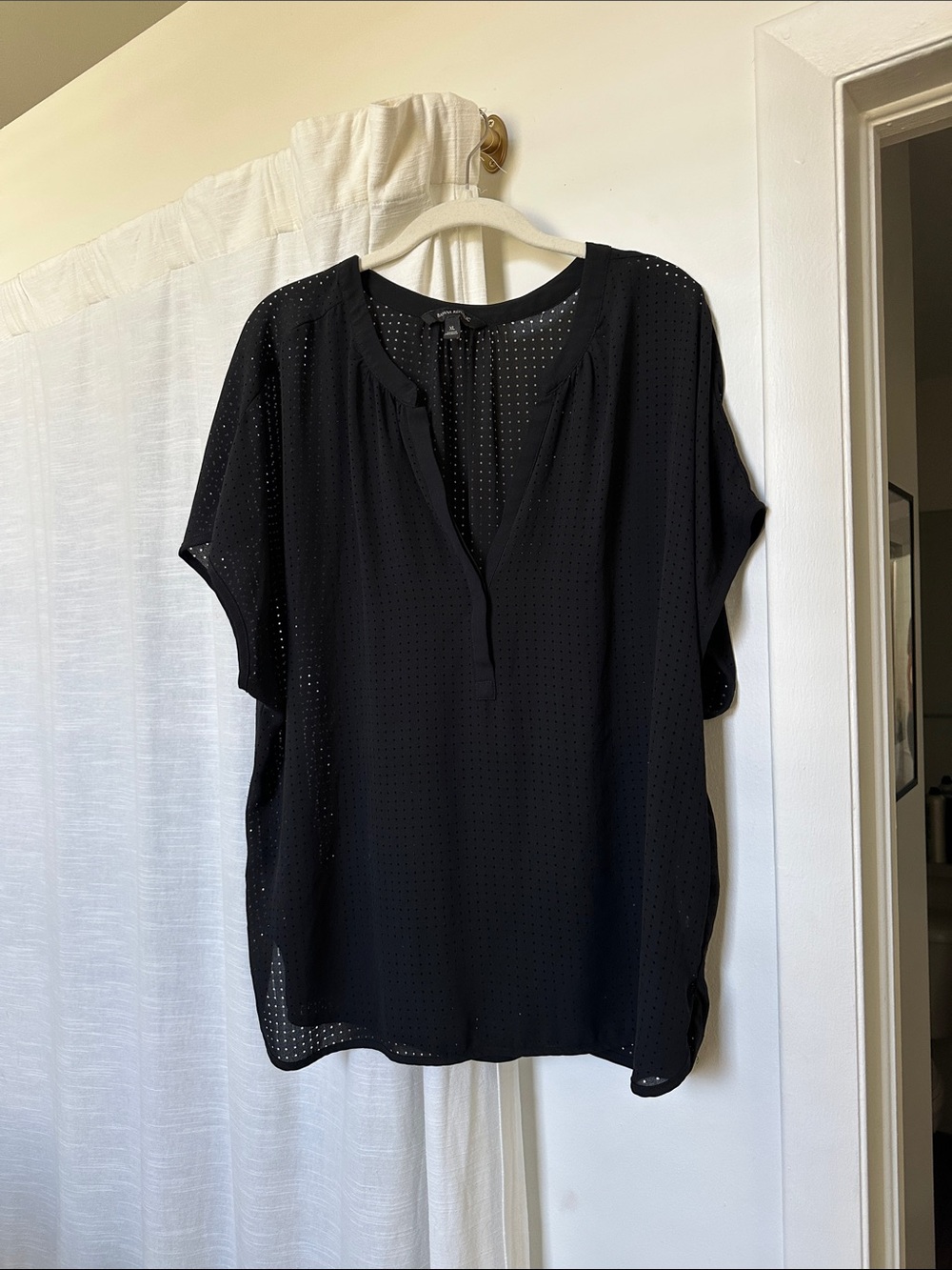 Banana Republic Black Short Sleeve V-Neck Eyelet Top